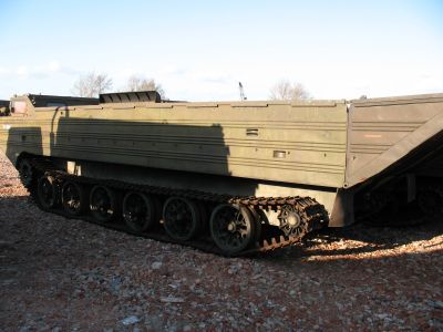 Pływający Transporter Gąsienicowy PTS-M

