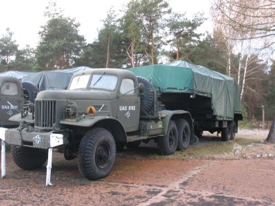 SUPER DZIEŁO ZSRR. C.S. ZIŁ157+NACZEPA. NAPĘD 10X10
